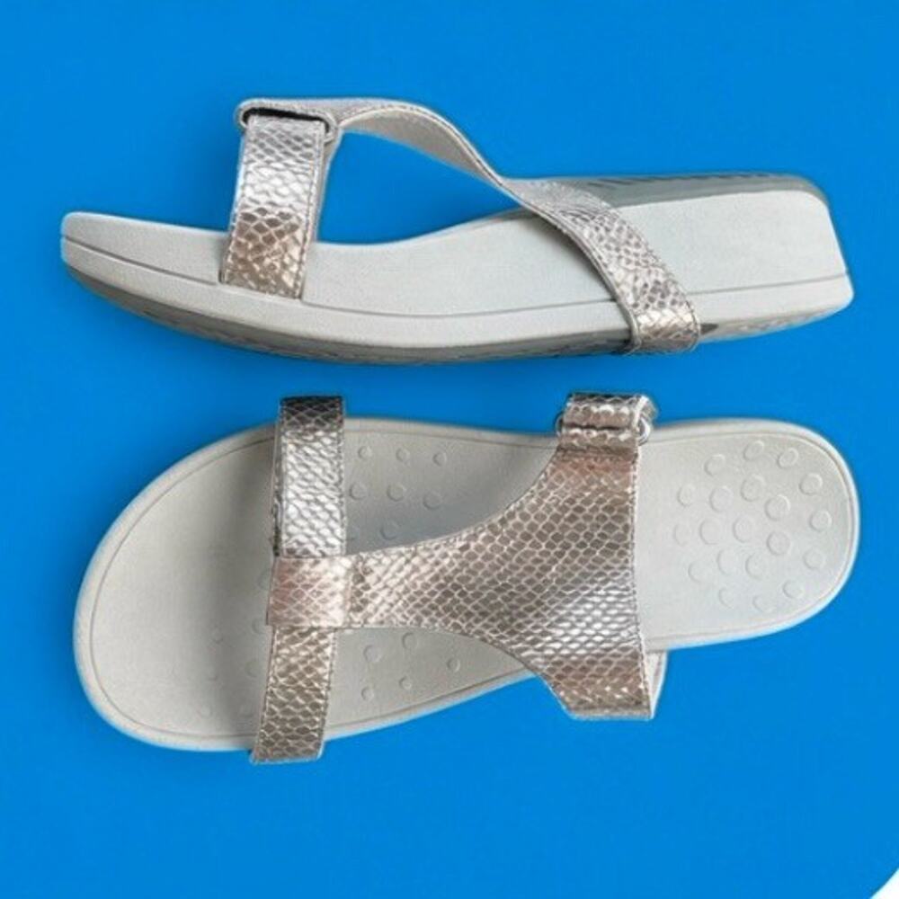 Vionic Pacific Ellie Metallic Snake Strap Silver Comfort Sandals Womens Size 12 - Picture 2 of 7